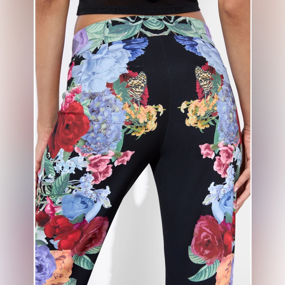 Alice + Olivia Andrew Mid Rise Pants. - Picture 4 of 12